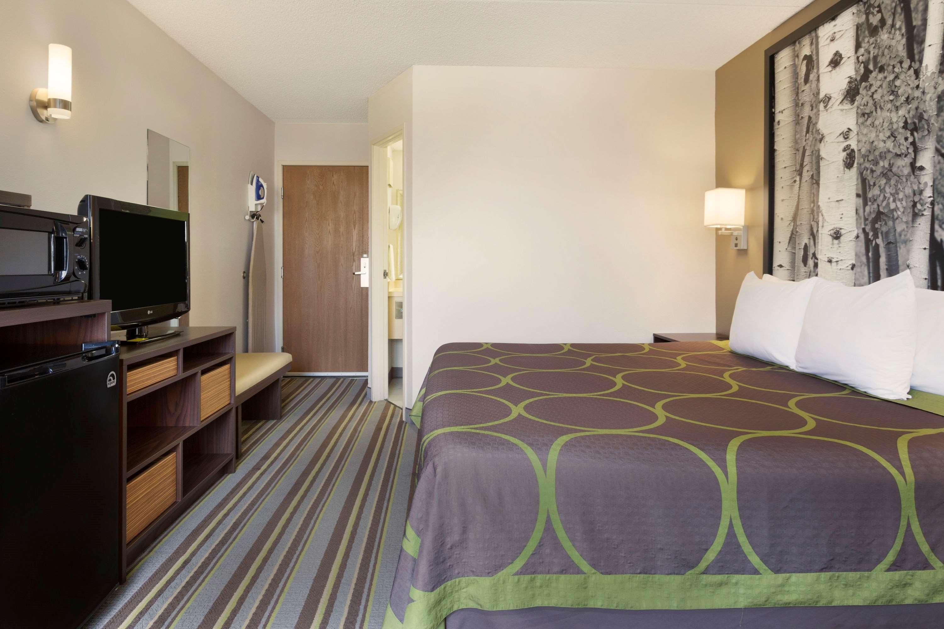 Super 8 By Wyndham Westminster Denver North Exterior photo